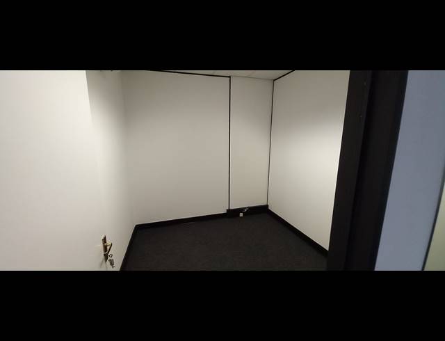210M² OFFICE TO LET IN BRYANSTON